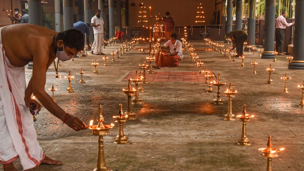 সিংহ (Leo)- সিংহ (Leo)-