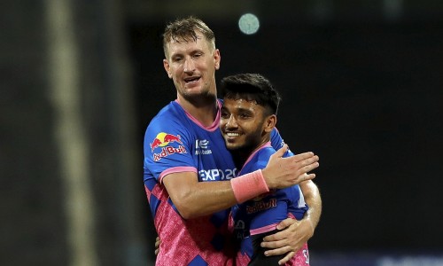 আইপিএলে বিরাটের উইকেট টার্গেট দিল্লির চেতন সাকারিয়ার