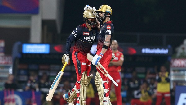 লাকি ম্যাসকট ডিকের লক্ষ্য লাকি ম্যাসকট ডিকের লক্ষ্য