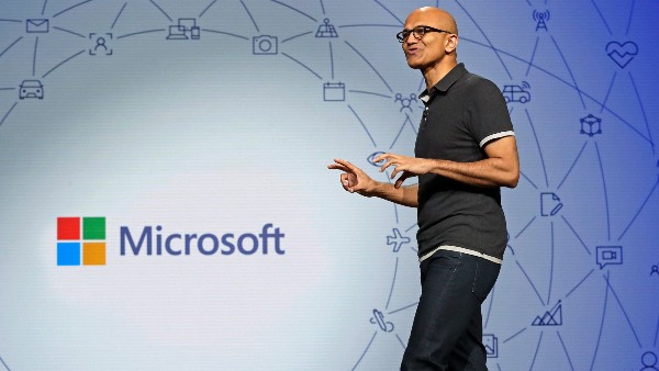 নাদেলার অনুদান নাদেলার অনুদান