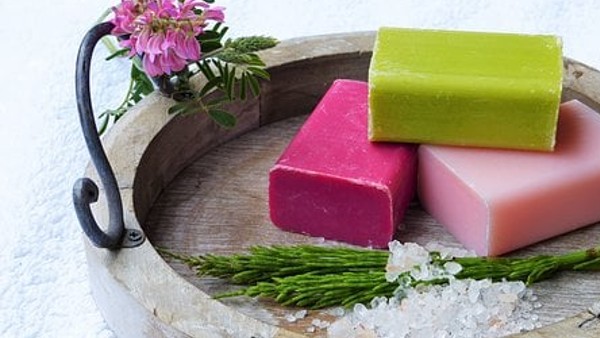 সাবান-ডিটার্জেন্টের দাম বাড়ার আশঙ্কা