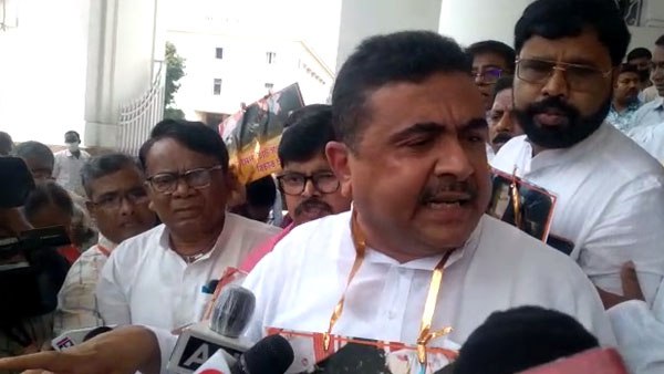 মনোজ টিগ্গার অভিযোগ মনোজ টিগ্গার অভিযোগ
