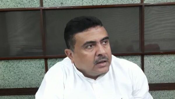 অধীর চৌধুরীর মন্তব্যের তারিফ অধীর চৌধুরীর মন্তব্যের তারিফ