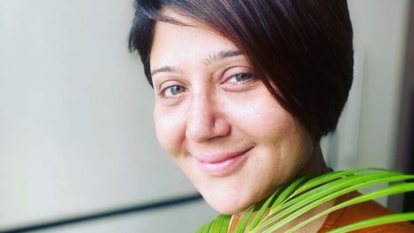 স্বস্তিকা ও স্যোশাল মিডিয়া