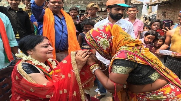 স্বাস্থ্যসাথীর কার্ডে পরিষেবা নিয়ে তীব্র কটাক্ষ স্বাস্থ্যসাথীর কার্ডে পরিষেবা নিয়ে তীব্র কটাক্ষ