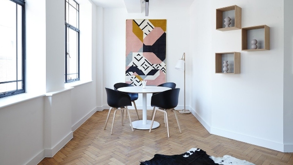 কী ধরনের খাবার টেবিল বাড়িতে রাখবেন