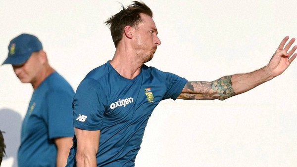 ডেল স্টেইন (দক্ষিণ আফ্রিকা, ডেকান চার্জার্স) ডেল স্টেইন (দক্ষিণ আফ্রিকা, ডেকান চার্জার্স)