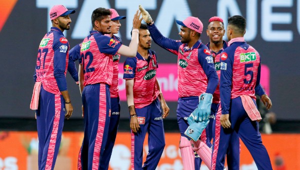 রয়্যাল চ্যালেঞ্জার্স ব্যাঙ্গালোরের বিরুদ্ধে কুলদীপ সেনের পারফরম্যান্স;