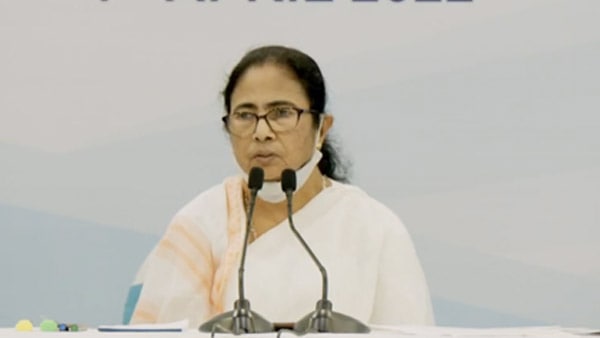 রাজ্যগুলি মাইনে দিতে পারবে কিনা সন্দেহ রাজ্যগুলি মাইনে দিতে পারবে কিনা সন্দেহ