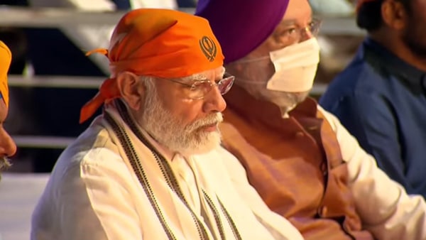 সর্বত্রই এক ভারত