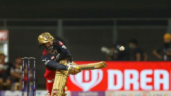 কার্তিকের পাশাপাশি আরসিবির জয়ে অবদান বাংলার শাহবাজের কার্তিকের পাশাপাশি আরসিবির জয়ে অবদান বাংলার শাহবাজের