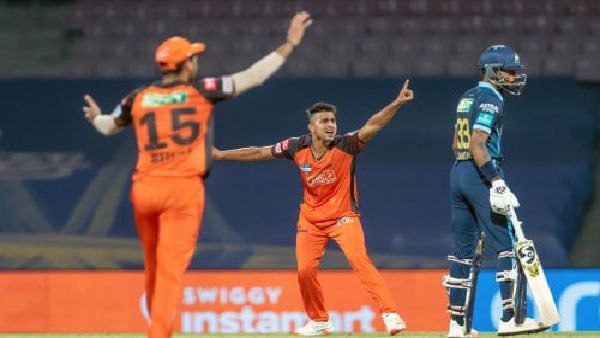 সানরাইজার্সের সামনে গুজরাত টাইটান্সের চ্যালেঞ্জিং টার্গেট