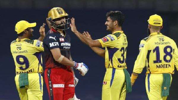 চলতি আইপিএলে প্রথম জয় চেন্নাই সুপার কিংসের চলতি আইপিএলে প্রথম জয় চেন্নাই সুপার কিংসের