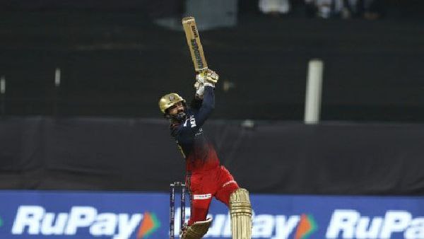 দিল্লি ক্যাপিটালসকে উড়িয়ে দিল আরসিবি দিল্লি ক্যাপিটালসকে উড়িয়ে দিল আরসিবি