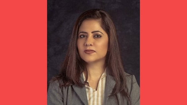 সাহসী, দায়বদ্ধ, সংবেদনশীল সাহসী, দায়বদ্ধ, সংবেদনশীল