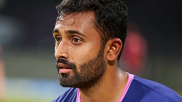আইপিএল-এ পঞ্চাশ উইকেটের মালিক হতে পারেন শ্রেয়স গোপাল: