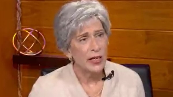 টিভি সাক্ষাৎকারে ভারতীয় অভিবাসীদের কটাক্ষ করলেন মার্কিন অধ্যাপক টিভি সাক্ষাৎকারে ভারতীয় অভিবাসীদের কটাক্ষ করলেন মার্কিন অধ্যাপক