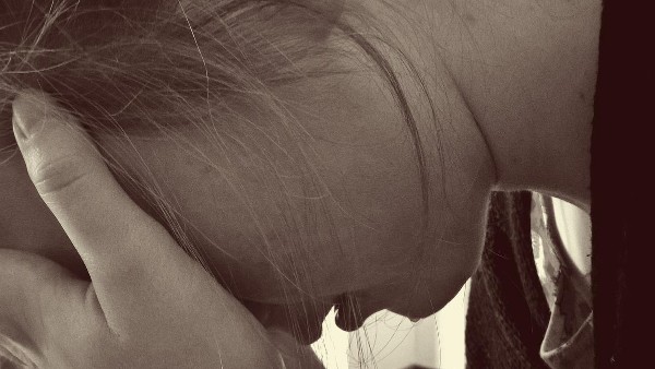 কথা বলে কাঁদা কথা বলে কাঁদা