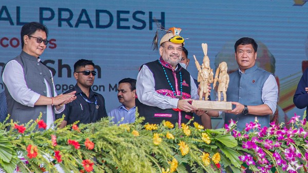 ইতালির চশমা খুেল দেখুন রাহুল বাবা, উন্নয়ন নিয়ে কংগ্রেসকে খোঁচা অমিত শাহের ইতালির চশমা খুেল দেখুন রাহুল বাবা, উন্নয়ন নিয়ে কংগ্রেসকে খোঁচা অমিত শাহের