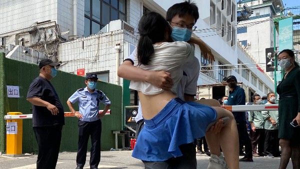 কী নির্দেশ দিলেন কিম? কী নির্দেশ দিলেন কিম?