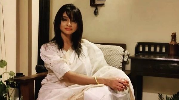চার বছর পর ধারাবাহিকে ফিরছেন ‘হিয়া’, তবে, কোন সিরিয়ালে দেখা মিলবে ঋত্বিক ঘরণীর চার বছর পর ধারাবাহিকে ফিরছেন ‘হিয়া’, তবে, কোন সিরিয়ালে দেখা মিলবে ঋত্বিক ঘরণীর