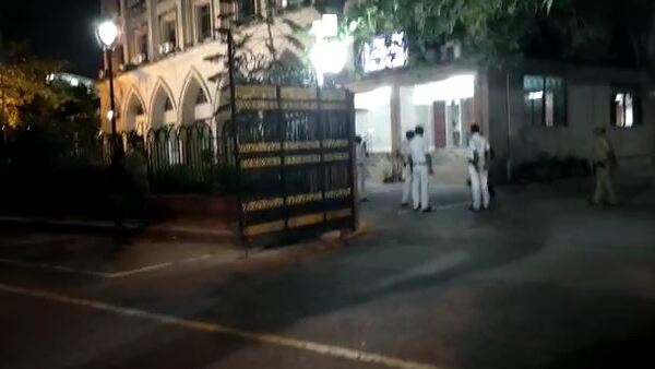 চেয়ারম্যানের পদত্যাগে বিষ্ময়প্রকাশ
