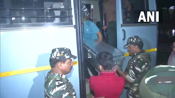 জড়িয়ে পড়েছেন ঝাড়খণ্ডের মুখ্যমন্ত্রীও