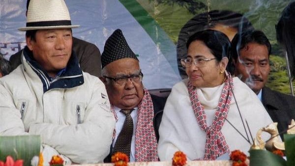 চুক্তির বাস্তবায়নের দাবি চুক্তির বাস্তবায়নের দাবি