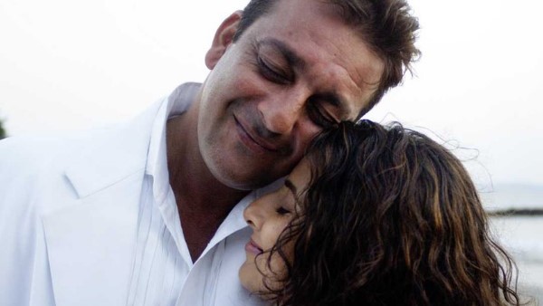 লাগে রাহো মুন্না ভাই থেকে শঙ্কর দাদা জিন্দাবাদ (তেলেগু) লাগে রাহো মুন্না ভাই থেকে শঙ্কর দাদা জিন্দাবাদ (তেলেগু)