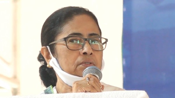 ১০০ দিনের টাকা না দেওয়ার অভিযোগ