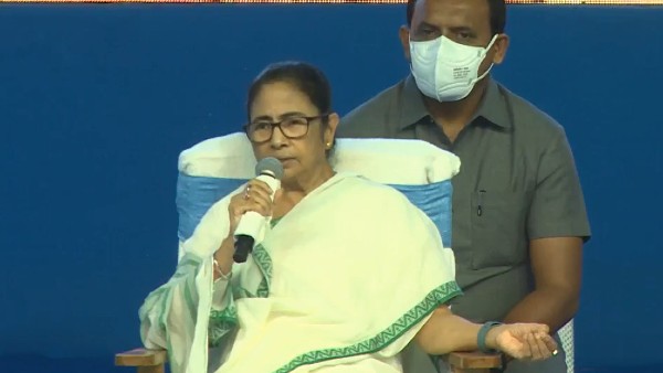 মমতা ফিরতেই একাধিক জেলাশাসক বদল নবান্নের মমতা ফিরতেই একাধিক জেলাশাসক বদল নবান্নের