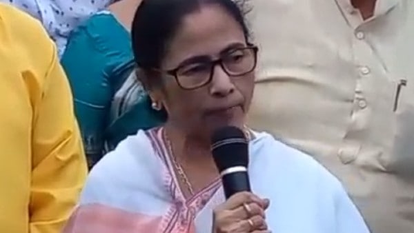 আসানসোলের মানুষের কাছে কৃতজ্ঞ