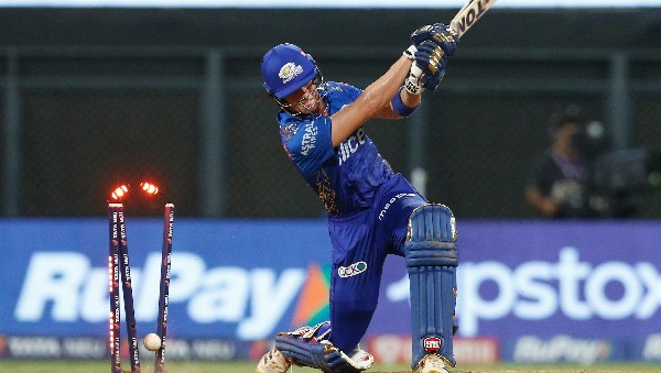 IPL 2022: মুম্বইয়ের বিরুদ্ধে হেরে প্লে-অফে পৌঁছনো হল না দিল্লির, চতুর্থ স্থানে শেষ করে নক আউট পর্বে আরসিবি