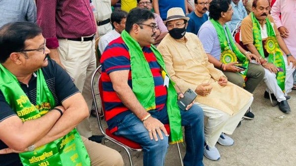 মোহনবাগান সভাপতির পদে টুটু বসুকে বসানো কি স্রেফ আই ওয়াশ? সময়েই দেবে এর উত্তর মোহনবাগান সভাপতির পদে টুটু বসুকে বসানো কি স্রেফ আই ওয়াশ? সময়েই দেবে এর উত্তর