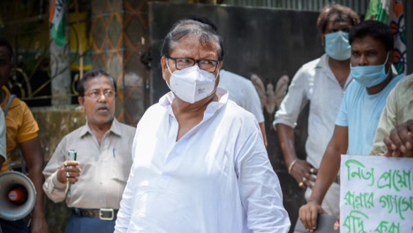 ইন্টারভিউ দেননি পরেশ কন্যা