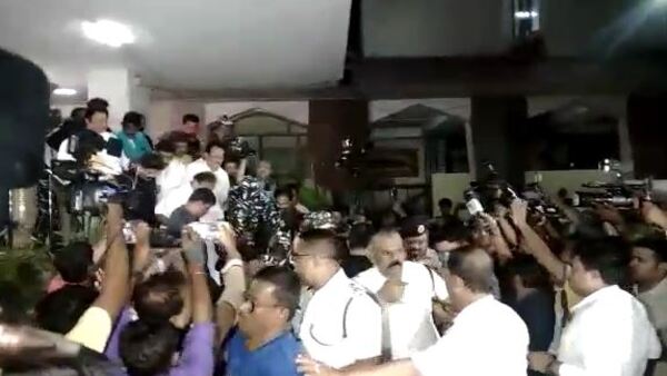 পার্থ চট্টোপাধ্যায়কে সাড়ে তিনঘন্টা জিজ্ঞাসাবাদ