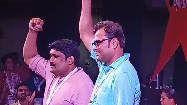  সংগঠনের সঙ্গে দূরত্ব কমিয়ে ফের কাজে 