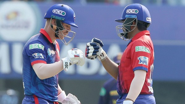 ক্যাপ্টেন্সির দৌড়ে এগিয়ে ওয়ার্নার