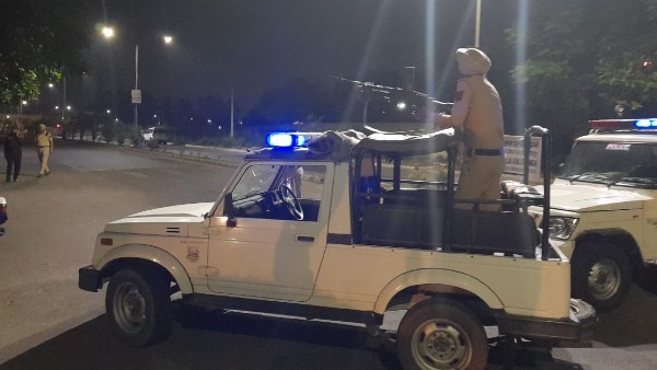 প্রথম থেকেই রকেটের সাহায্যে গ্রেনেড হামলার কথা বলে আসছিল পাঞ্জাব পুলিশ! প্রথম থেকেই রকেটের সাহায্যে গ্রেনেড হামলার কথা বলে আসছিল পাঞ্জাব পুলিশ!