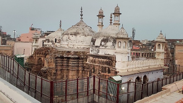 জ্ঞানব্যাপীতে সমীক্ষক দলের অজয় মিশ্রকে অপসারণ! 