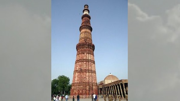 কুতুব মিনার নিয়ে কী দাবি হিন্দুদের এক অংশের? 