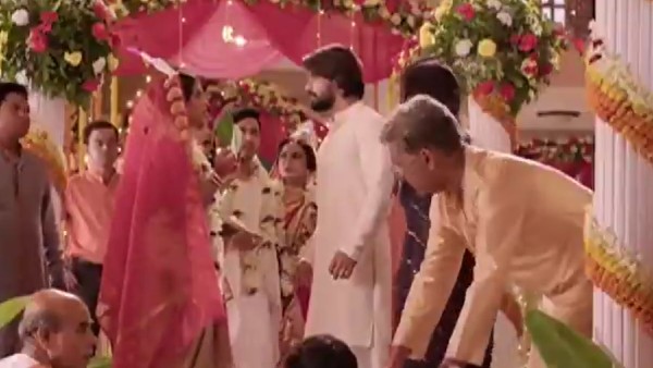 সিরিয়ালে 'কপি পেস্ট'