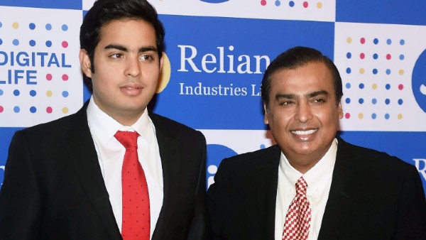 বাবার অনুগত বাবার অনুগত