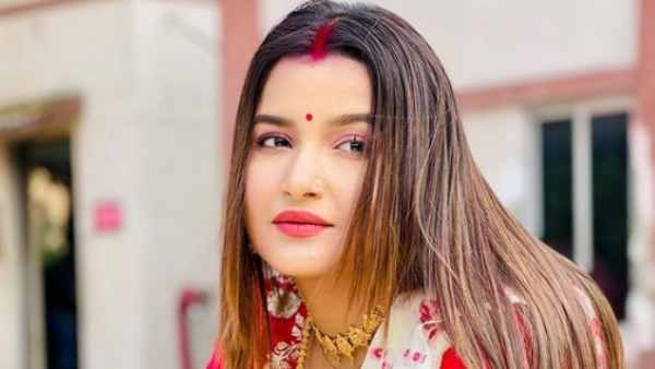 খল চরিত্রে অনন্যা বিশ্বাস