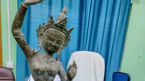 সব কৃতিত্ব প্রধানমন্ত্রীর সব কৃতিত্ব প্রধানমন্ত্রীর