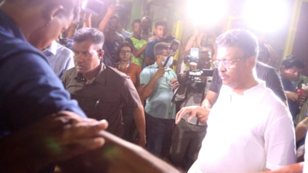  মুখ্যমন্ত্রীর ফোন সিপিকে