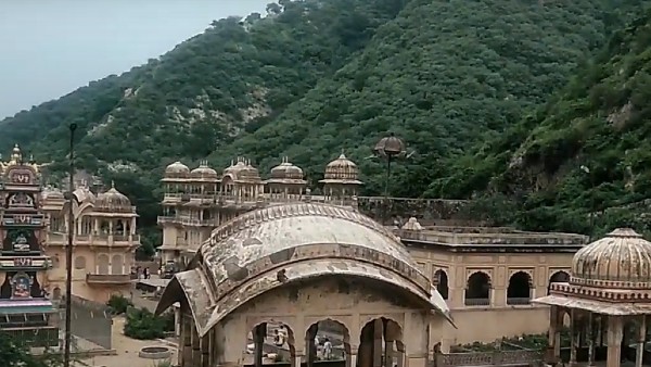 গালতাজি মন্দির জয়পুর