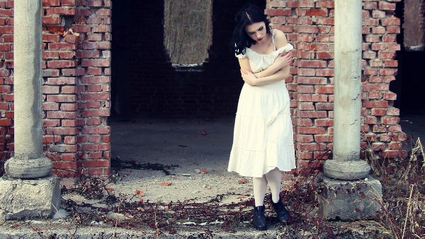 কনের হাড় কিনতে হয়, দাম আকাশ ছোঁয়া 