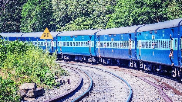 নীলগিরি মাউন্টেন রেলওয়ে (মেট্টুপালায়ম-উটি)