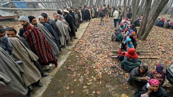  জম্মুর ক্যাম্পেই যাচ্ছেন